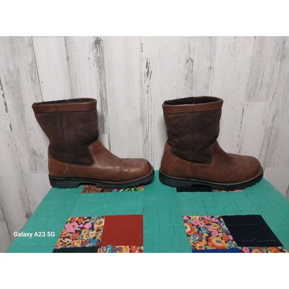 UGG Australia 5143 Mens Brown Leather Shearling Lined Winter Boots Size 12